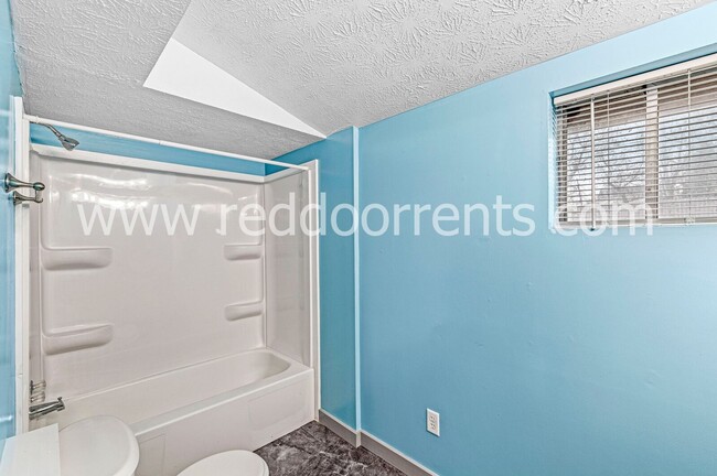 Building Photo - Charming 2-Bedroom Home in Fountain Square