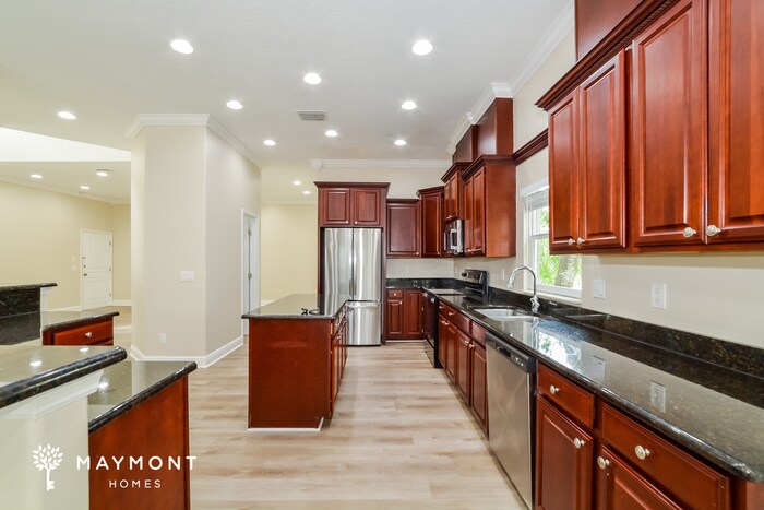 Building Photo - 109 Overoaks Pl