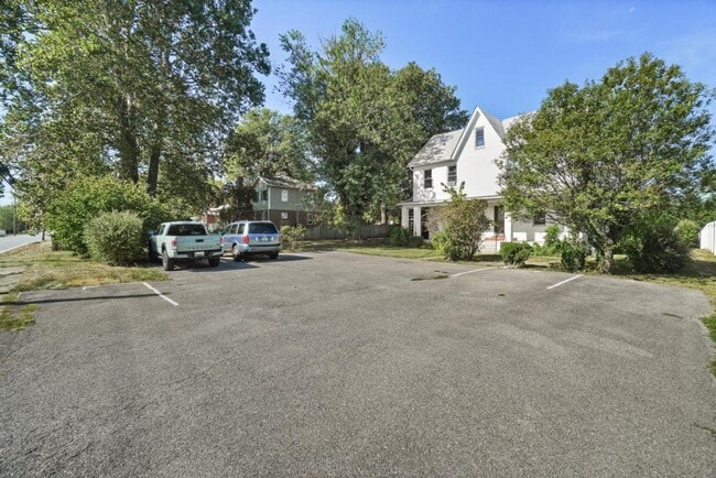 Building Photo - 6920 Maryland Ave