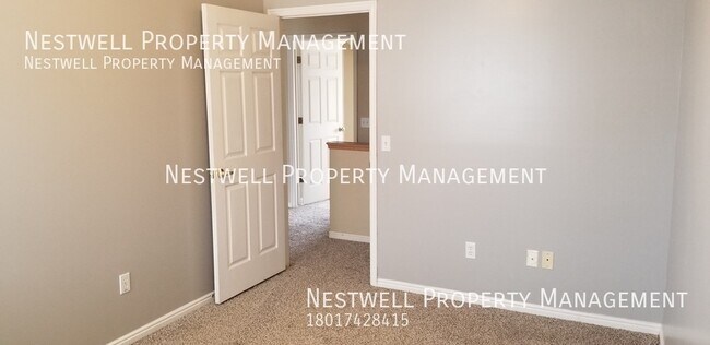 Building Photo - Cute 3-bed Townhome in West Jordan