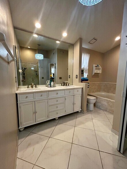 Building Photo - 53 Heather Cove Dr