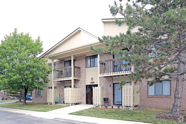 Fraser Pointe Manor Mi Apartment Finder Fraser Pointe Manor