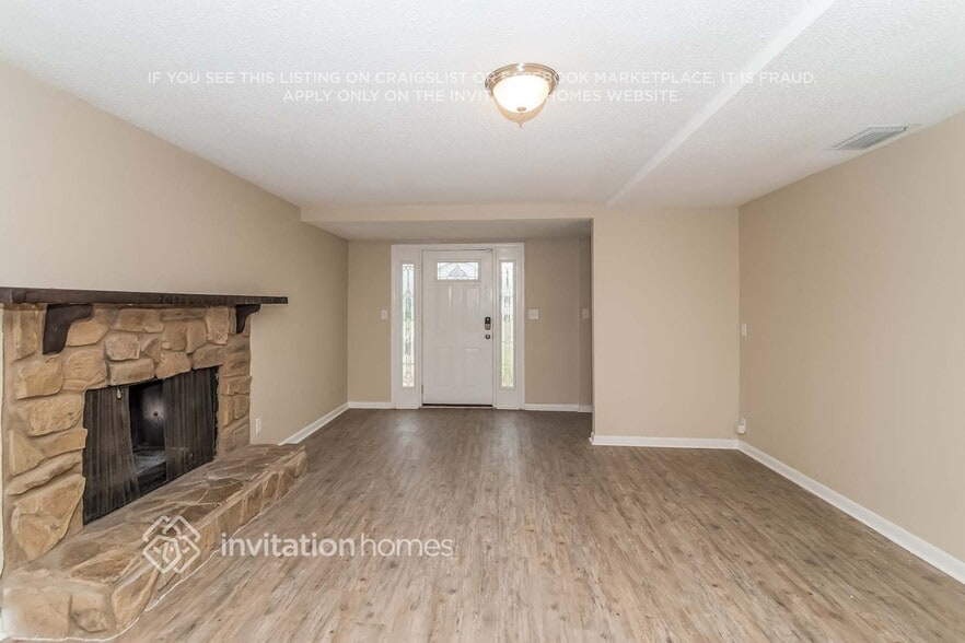 Building Photo - 11503 Americana Ln