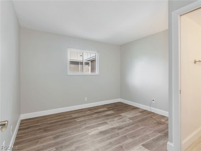 Building Photo - 3297 Royal Canadian Trace