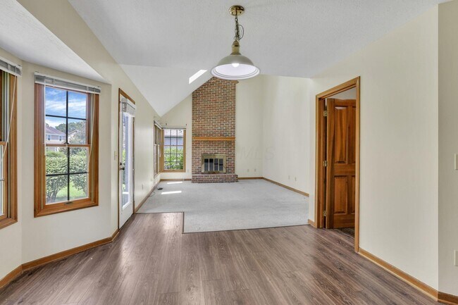 Building Photo - 7641 Finbarr Ct