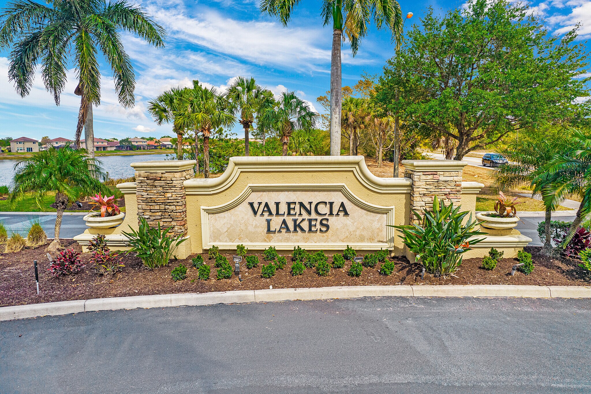 Building Photo - 2921 Inlet Cove Ln E