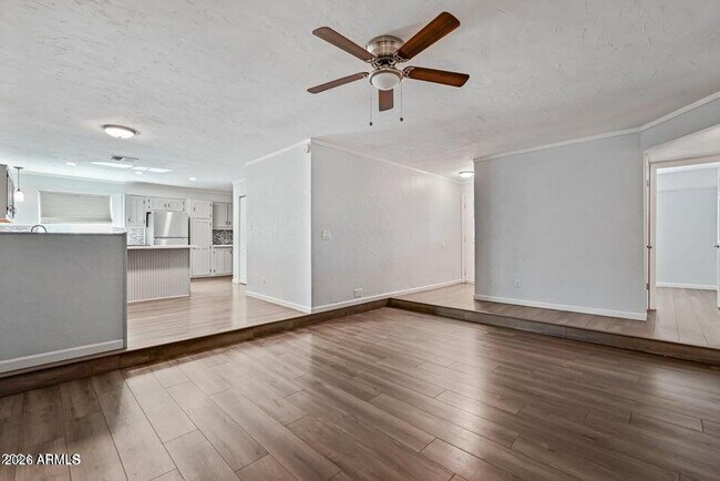 Building Photo - 6133 W Tierra Buena Ln