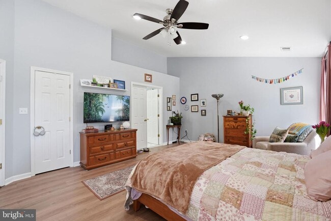 Building Photo - 14038 Walney Village Ct