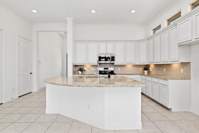 Building Photo - 28215 Whitmore Bend Dr