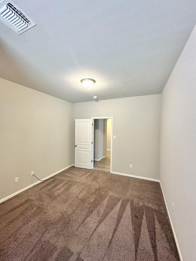 Building Photo - 4BD/2BA IN TEMPLE TX