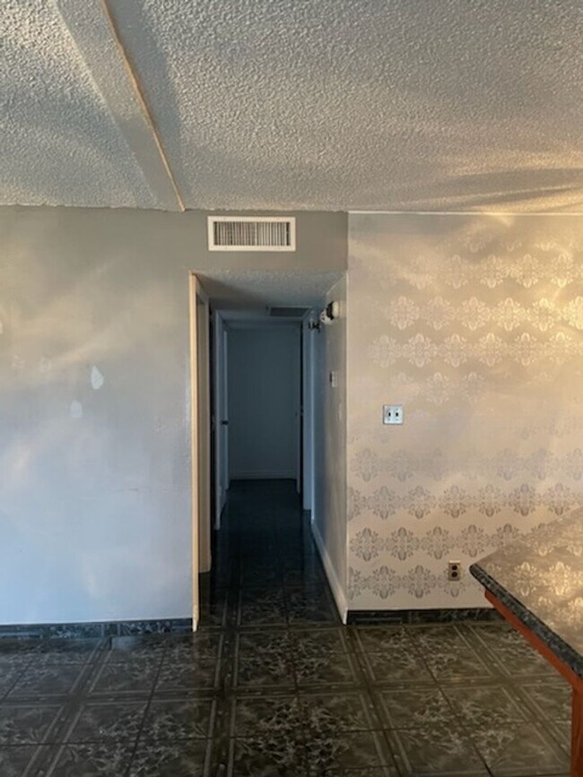 Building Photo - Beautiful Corner House with Shop