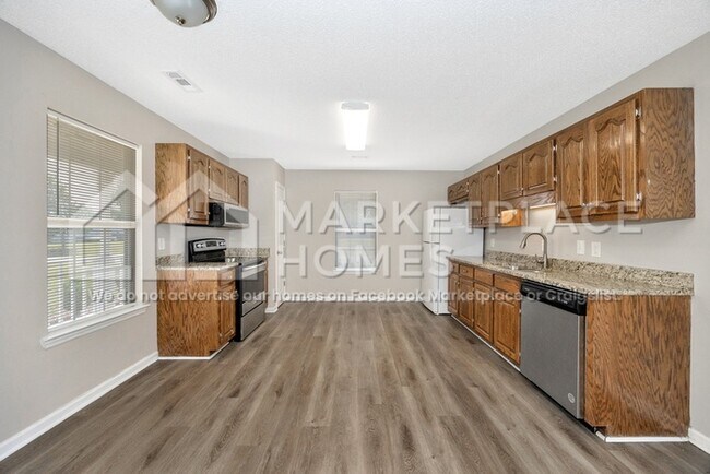 Building Photo - 111 Fox Chase Trail