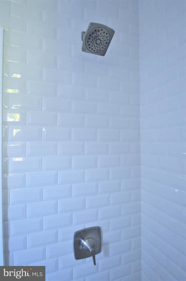 Building Photo - 720 K St NE