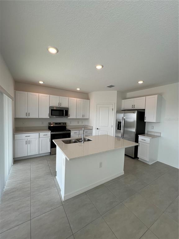 Building Photo - 4744 Babys Breath Pl