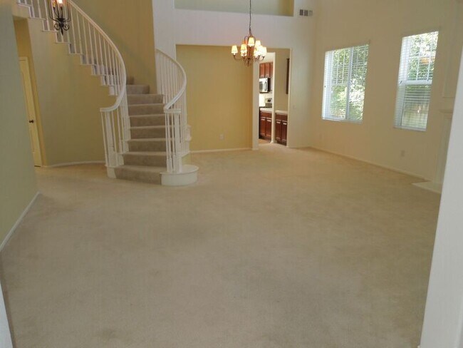 Building Photo - 39288 Half Moon Cir