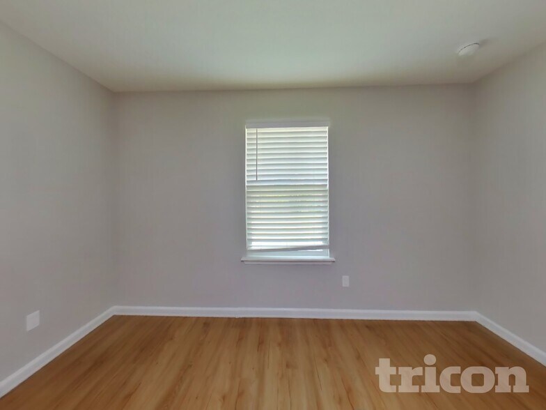 Building Photo - 78611 Rock Ct