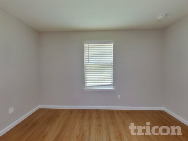 Building Photo - 78611 Rock Ct