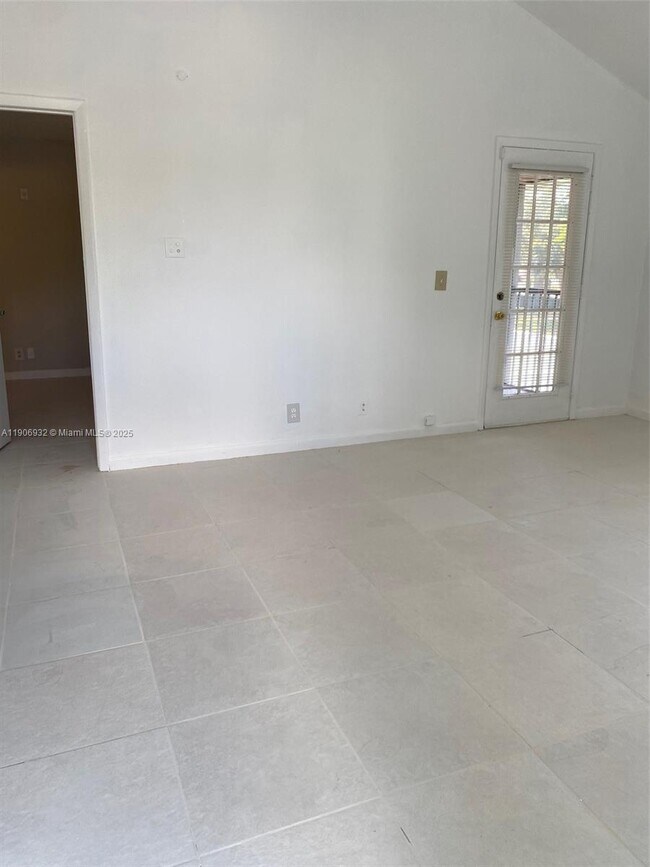 Building Photo - 4090 N Pine Island Rd