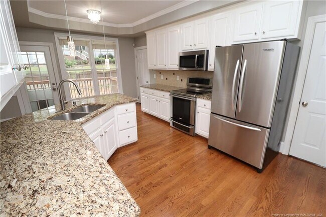 Building Photo - 108 Highland Springs Ln