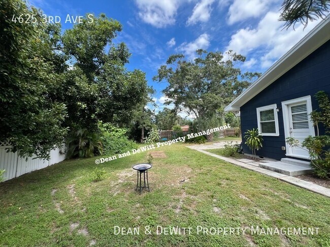 Building Photo - 4625 3rd Ave S