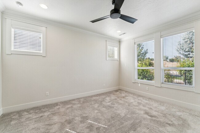 Building Photo - 3243 S Sedgebrook Ln