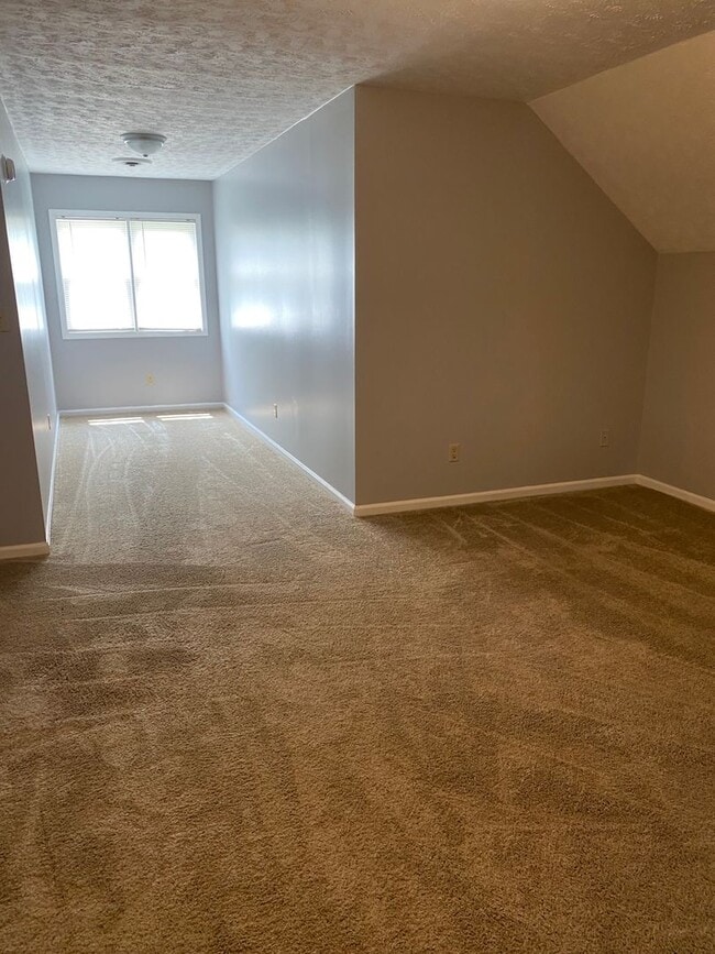 Building Photo - COMING SOON! Attractive 3 BR, 2 Bath Home! Attached Garage, Fenced Backyard, Pets Ok!