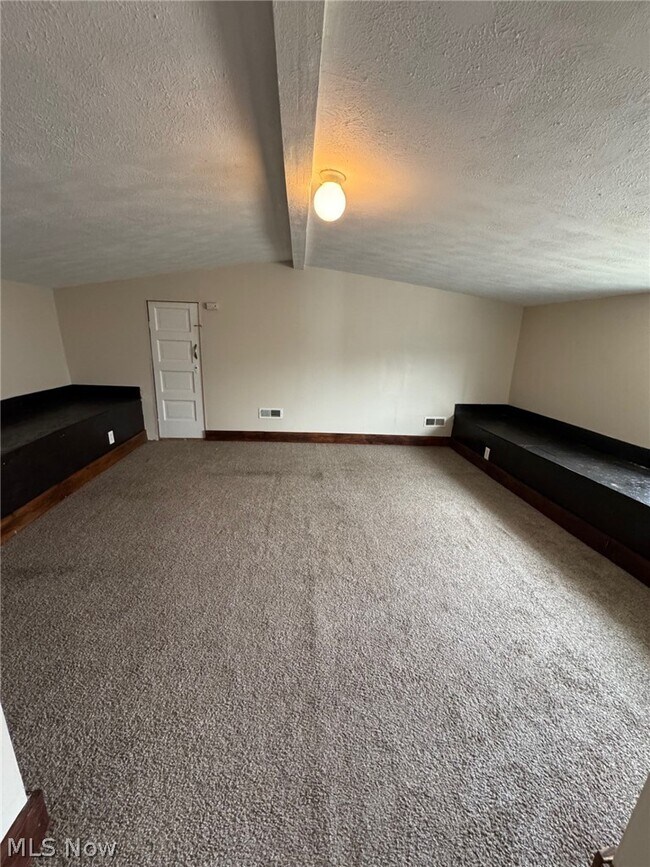 Building Photo - 3706 Walton Ave