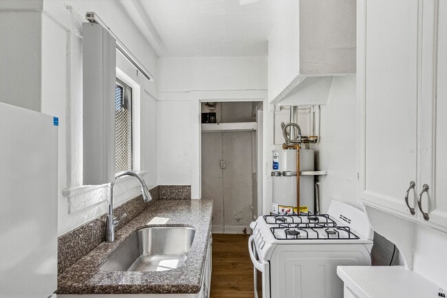 Floorplan - 4214-4240 S. Hoover St.