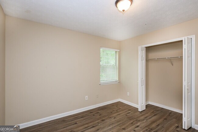 Building Photo - 3532 Quiet Creek Ct SW