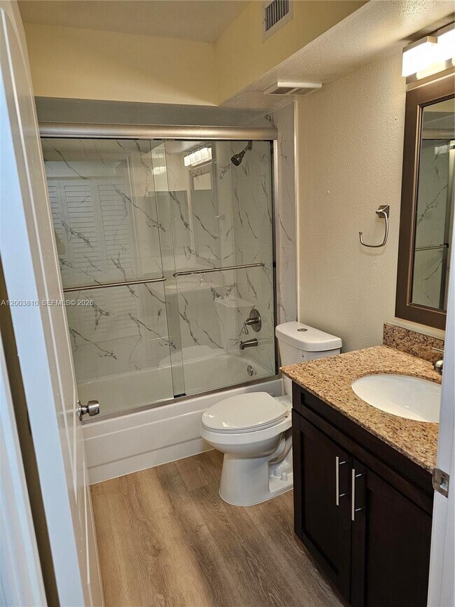 Building Photo - 2627 NW 33rd St