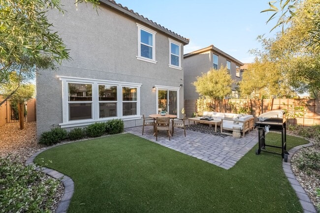 Building Photo - Be the first to live in this brand-new expansive two-story former model home!