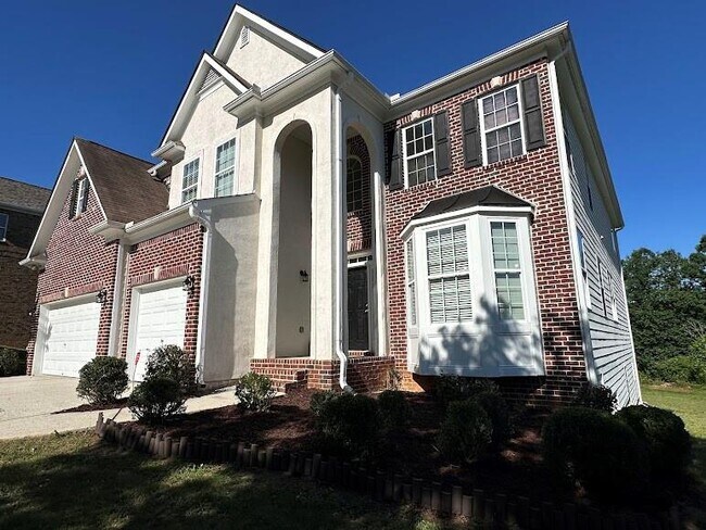 Building Photo - 3755 Long Lake Dr