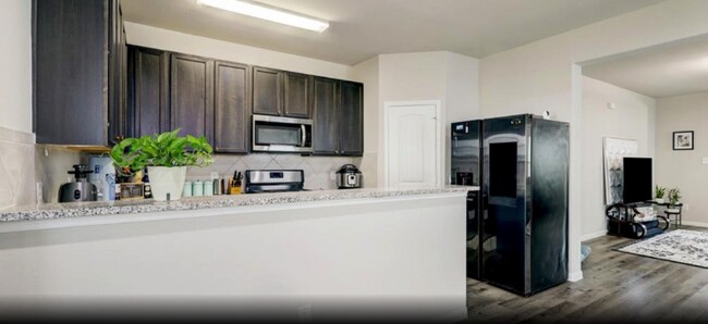 Building Photo - 22514 Woodmere Spur Ln