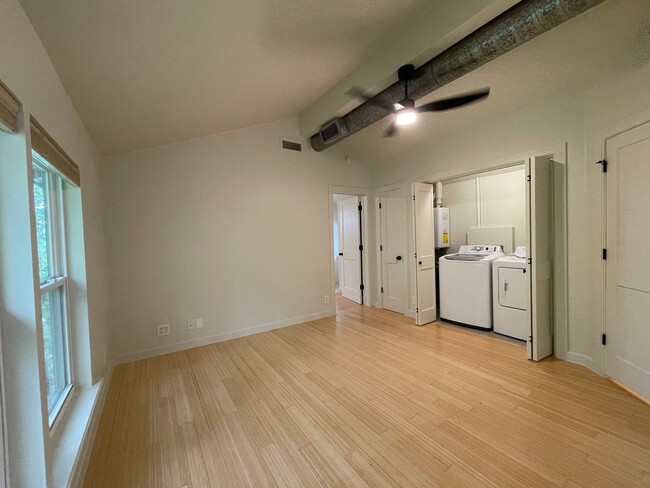 Building Photo - 4718 Depew Ave