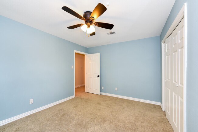 Building Photo - 15031 Kimberley Ct