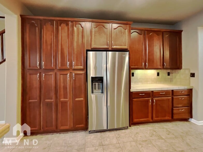 Building Photo - 3532 Silverwood Rd