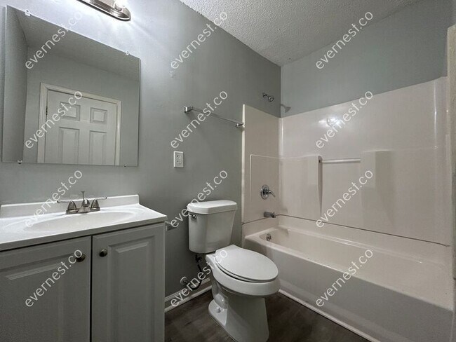 Building Photo - 1214 Bolton Rd NW