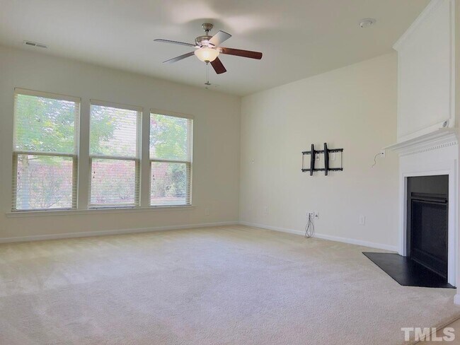 Building Photo - 4 Bedroom Single Family House for Rent - M...