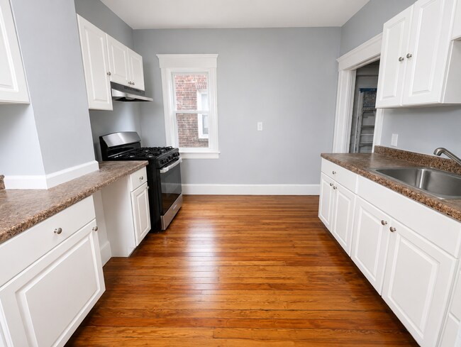 Building Photo - 1409 Mattison Ave