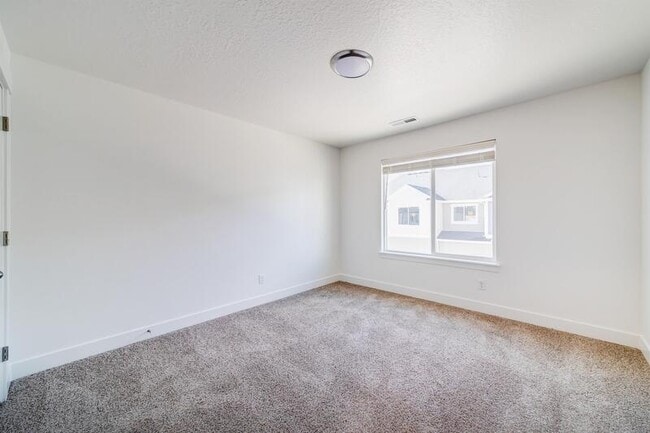 Building Photo - 3997 W 1960 N