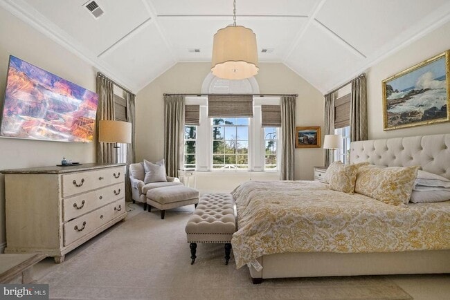 Building Photo - 1031 Pine Hill Rd