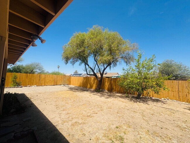 Building Photo - Nice 3 Bedroom Home with Countryside Commu...