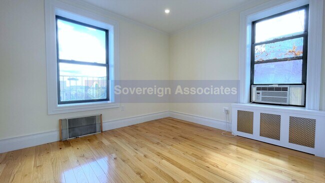 Building Photo - 289 Convent Ave