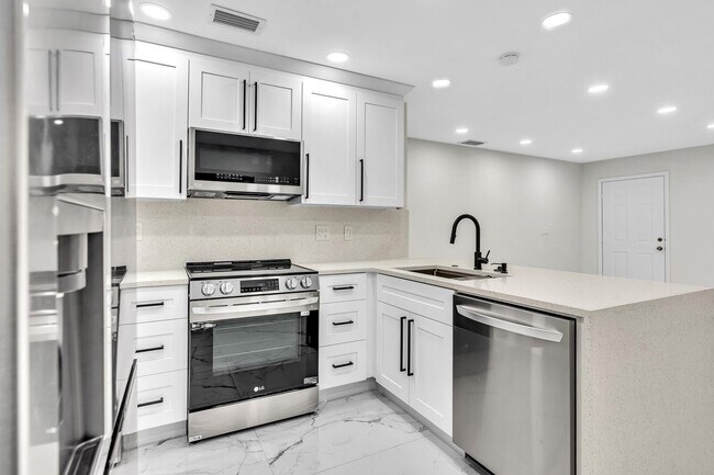 Building Photo - 10441 Boynton Pl Cir