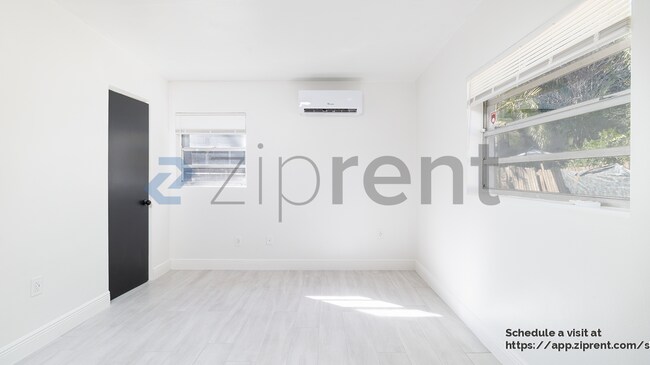 Building Photo - 1103 E South St