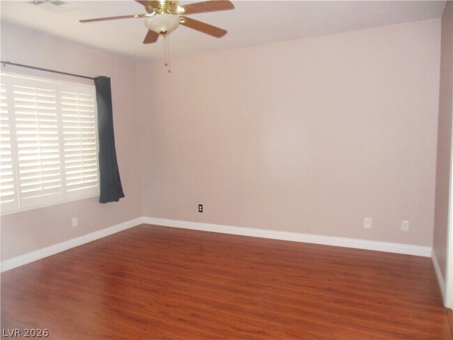 Building Photo - 10923 Golden Birch Pl