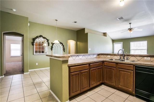 Building Photo - 12986 Ambrose Dr