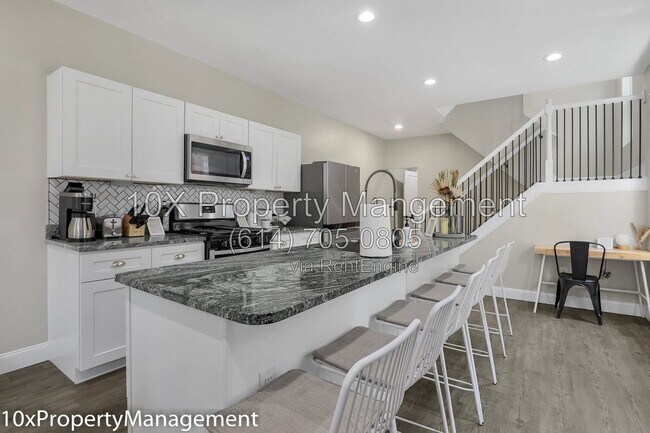 Building Photo - 564 Kimball Pl