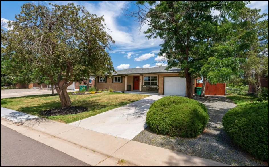 Building Photo - 480 Troy St