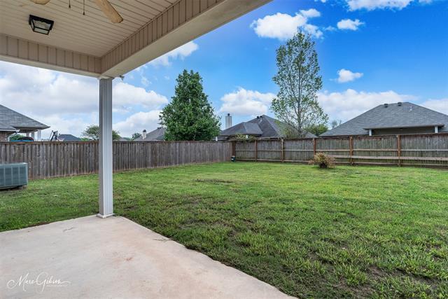 Building Photo - 2330 Tallgrass Cir